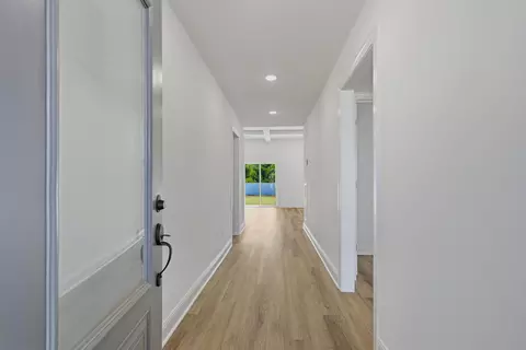 Entry Way - 2012 Northwind Ct, Cedar Hill, TN 37032 photo 3 of 3
