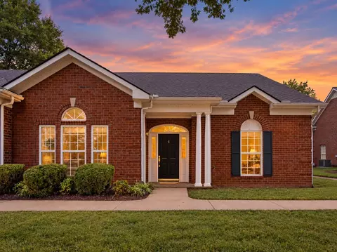 3 Phillips Ct, Lebanon, TN 37087