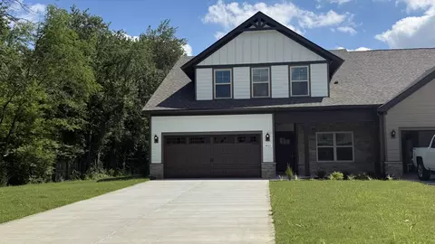 1440 Suzanne Dr, Murfreesboro, TN 37128