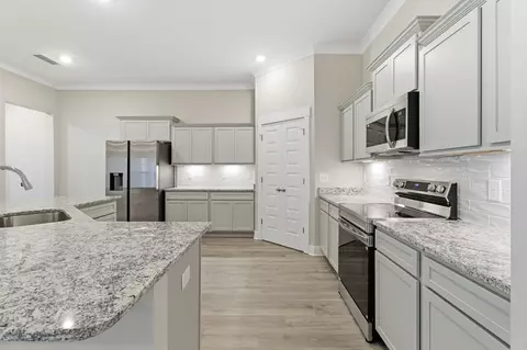 Kitchen - 1438 Suzanne Dr, Murfreesboro, TN 37128 photo 1 of 5