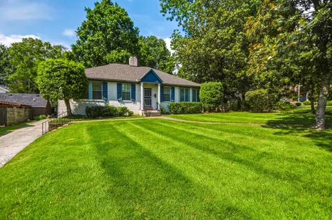703 5th Ave W, Springfield, TN 37172