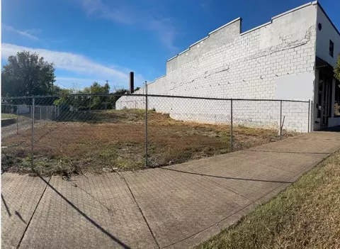 815 S Main St, Springfield, TN 37172 photo 2