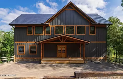 1950 Spurling Rd, Sevierville, TN 37862