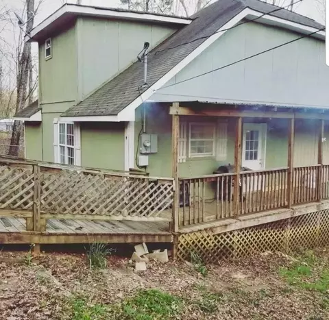 165 Range Gap Rd, Trenton, GA 30752