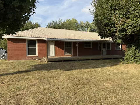 106 Fountain Head Rd, Portland, TN 37148