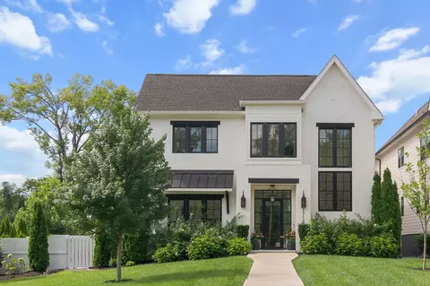 1715 Hillmont Dr, Nashville, TN 37215