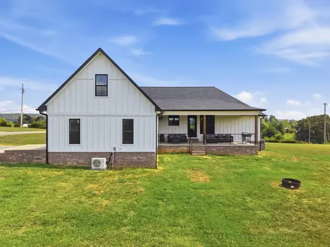 Exterior - 668 Jolley Rd, Doyle, TN 38559 photo 5 of 12