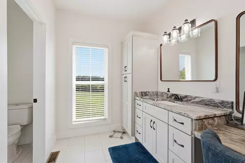 Bath - 668 Jolley Rd, Doyle, TN 38559 photo 6 of 10