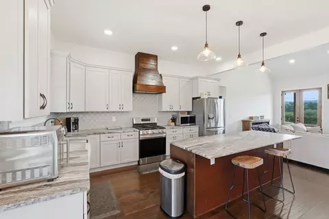 Kitchen - 668 Jolley Rd, Doyle, TN 38559 photo 1 of 4