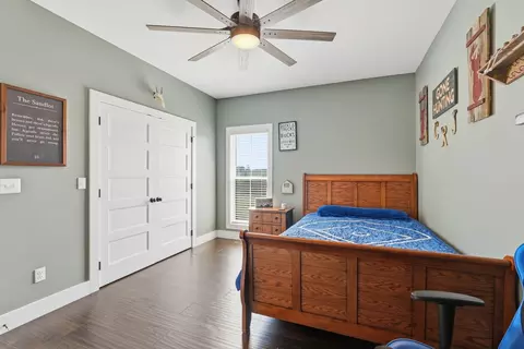 Bedroom - 668 Jolley Rd, Doyle, TN 38559 photo 2 of 4