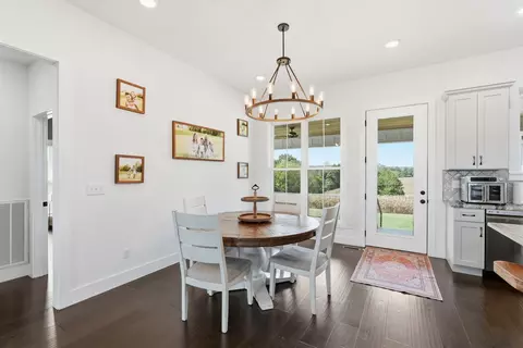 Dining - 668 Jolley Rd, Doyle, TN 38559 photo 1 of 1