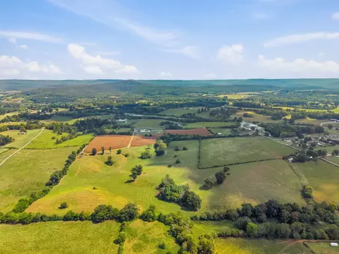 View/Area - 668 Jolley Rd, Doyle, TN 38559 photo 4 of 8