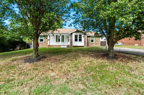 223 Marshall Dr, Clarksville, TN 37042