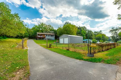 19 Boss Rd, Chickamauga, GA 30707