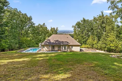 Exterior - 9768 Caseview Dr, Harrison, TN 37341 photo 3 of 37