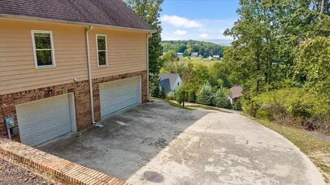 Exterior - 9768 Caseview Dr, Harrison, TN 37341 photo 36 of 37