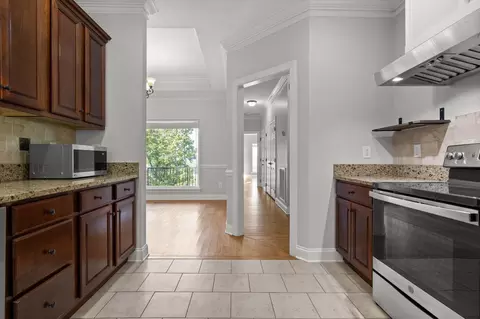 Entry Way - 9768 Caseview Dr, Harrison, TN 37341 photo 4 of 13