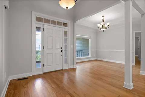 Entry Way - 9768 Caseview Dr, Harrison, TN 37341 photo 2 of 13
