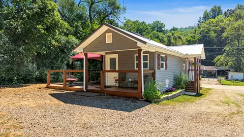 121 Self Hollow Rd, Rockford, TN 37853