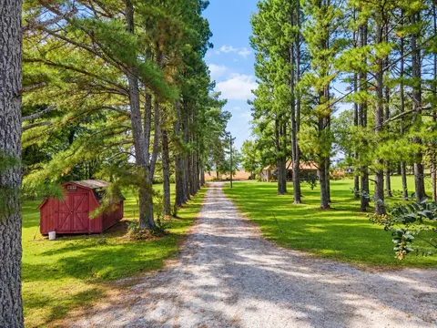 Exterior - 100 Savior Path, Ethridge, TN 38456 photo 12 of 16