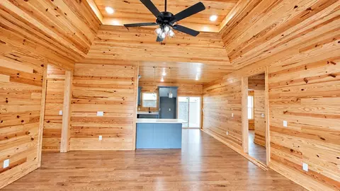 Living - 190 Park Dr, Silver Point, TN 38582 photo 2 of 2