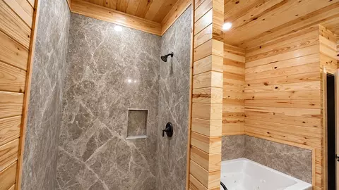 Bath - 190 Park Dr, Silver Point, TN 38582 photo 2 of 3