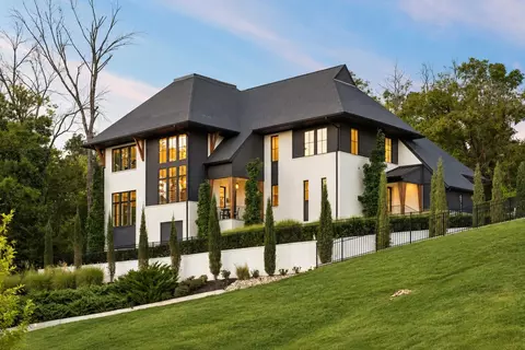 6452 Penrose Dr, Brentwood, TN 37027