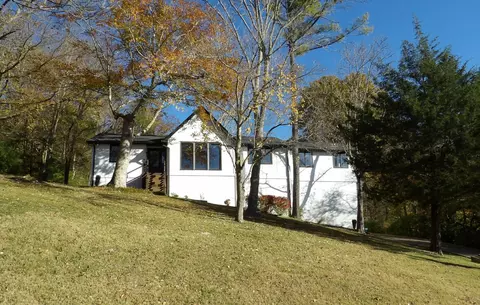 8369 Merrymount Dr, Nashville, TN 37221