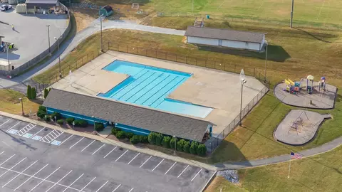 Exterior - 7371 Crow Cut Rd, Fairview, TN 37062 photo 3 of 5