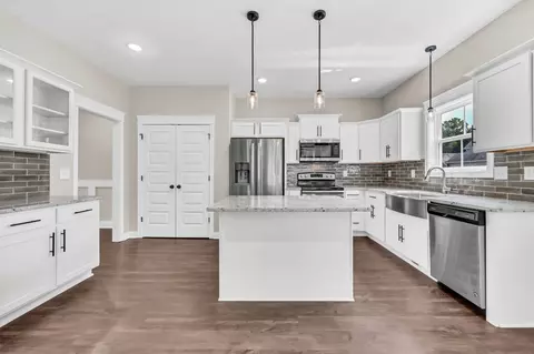361 Abeline Dr, Clarksville, TN 37043