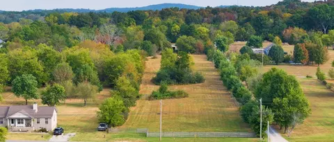 3 E Richmond Shop Rd, Lebanon, TN 37090