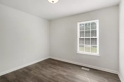 Bedroom - 147 Greystone Dr, Springfield, TN 37172 photo 3 of 3
