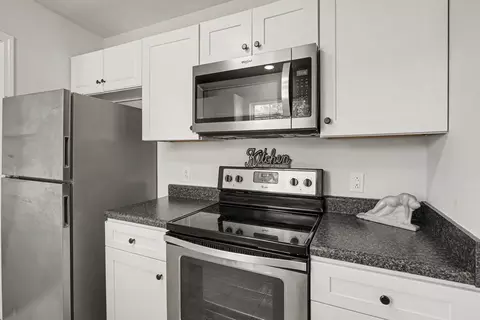 Kitchen - 147 Greystone Dr, Springfield, TN 37172 photo 1 of 2