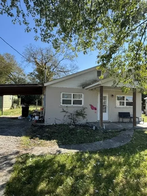 44 Poplar St, Pikeville, TN 37367