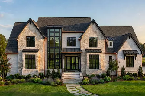 768 Georgetown Dr, Nashville, TN 37205