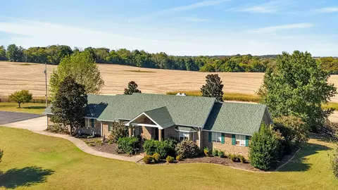 3901 Dortch Rd, Adams, TN 37010