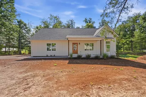 500 Luna Rd, Sparta, TN 38583
