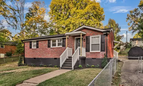 707 Forest St, Clarksville, TN 37040
