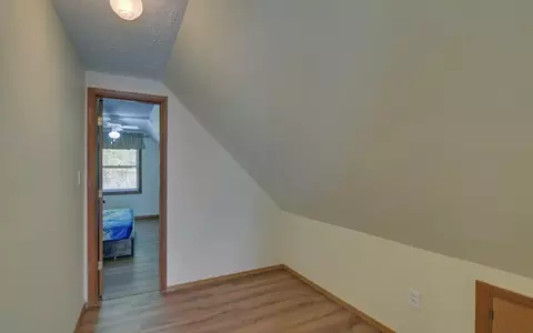 Bedroom - 440 Beaver Ridge Rd, Murphy, NC 28906 photo 9 of 11