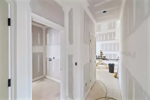 Entry Way - 5134 Marion Rd, Cunningham, TN 37052 photo 1 of 6