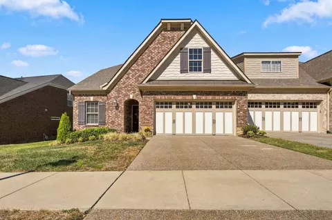 912 Cherry Grove Dr, Hendersonville, TN 37075