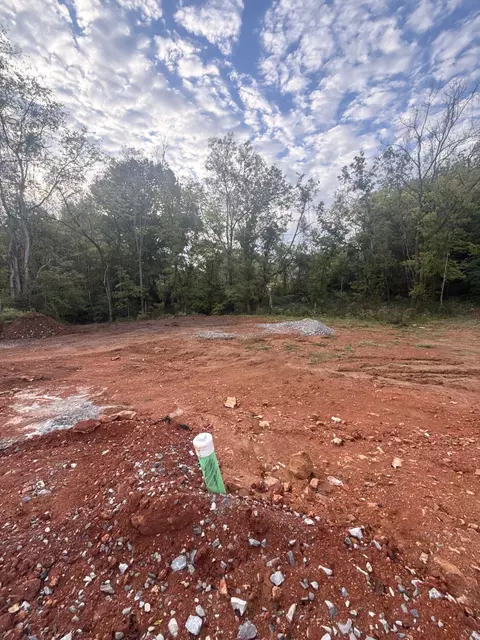 206 Wallace St, Cumberland City, TN 37050