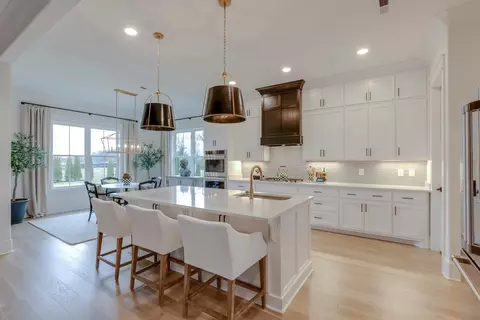Kitchen - 5713 Eaglemont Dr, Murfreesboro, TN 37129 photo 4 of 7