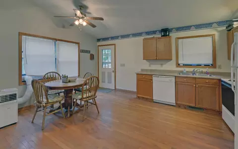 Kitchen - 550 Evans Hollow Rd, Murphy, NC 28906 photo 3 of 3