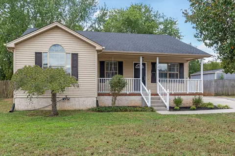 129 Riverwood Dr, La Vergne, TN 37086
