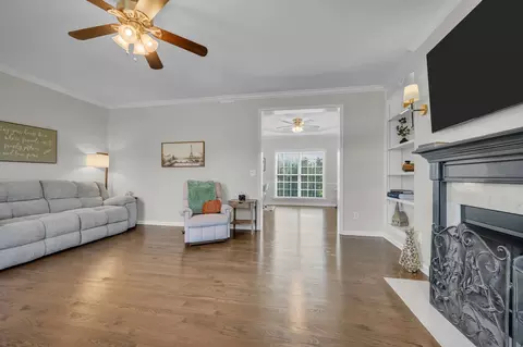 Living - 170 Lena Loop, Burns, TN 37029 photo 5 of 5