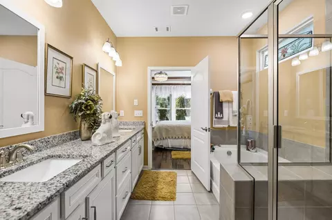 Bath - 3027 Obion Pass, Spring Hill, TN 37174 photo 4 of 5