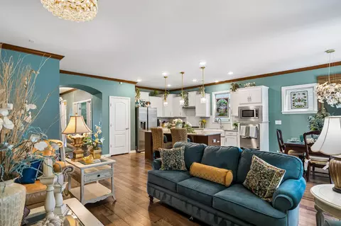 Living - 3027 Obion Pass, Spring Hill, TN 37174 photo 5 of 6