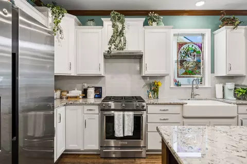 Kitchen - 3027 Obion Pass, Spring Hill, TN 37174 photo 3 of 4