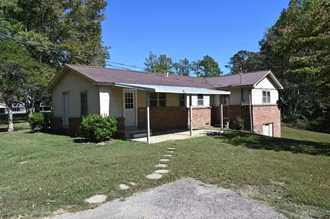 320 Breeding Ln, Linden, TN 37096